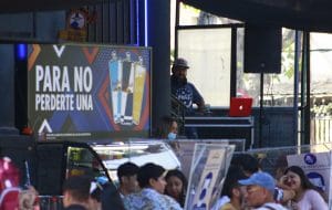 prohibicion de música en restaurantes y cafeterías en plan Paso a Paso