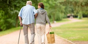 Realizar actos de bondad aumenta la felicidad en las personas