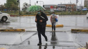 Lluvia En Santiago