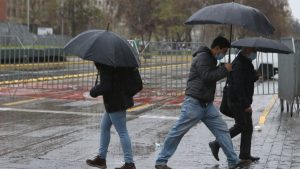 Lluvia En Santiago