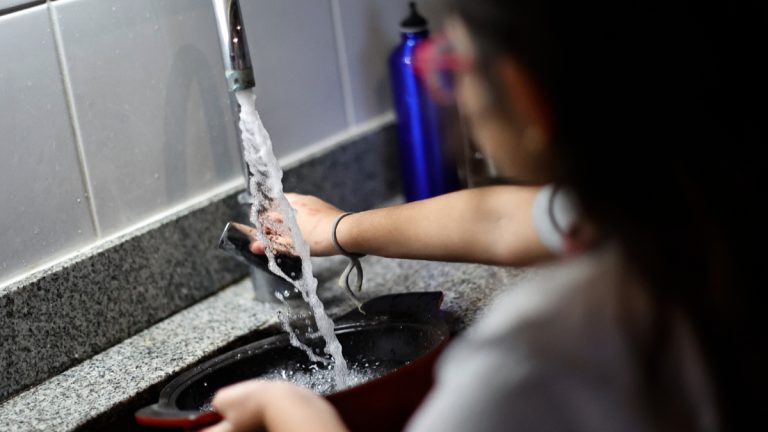 Corte De Agua En Santiago