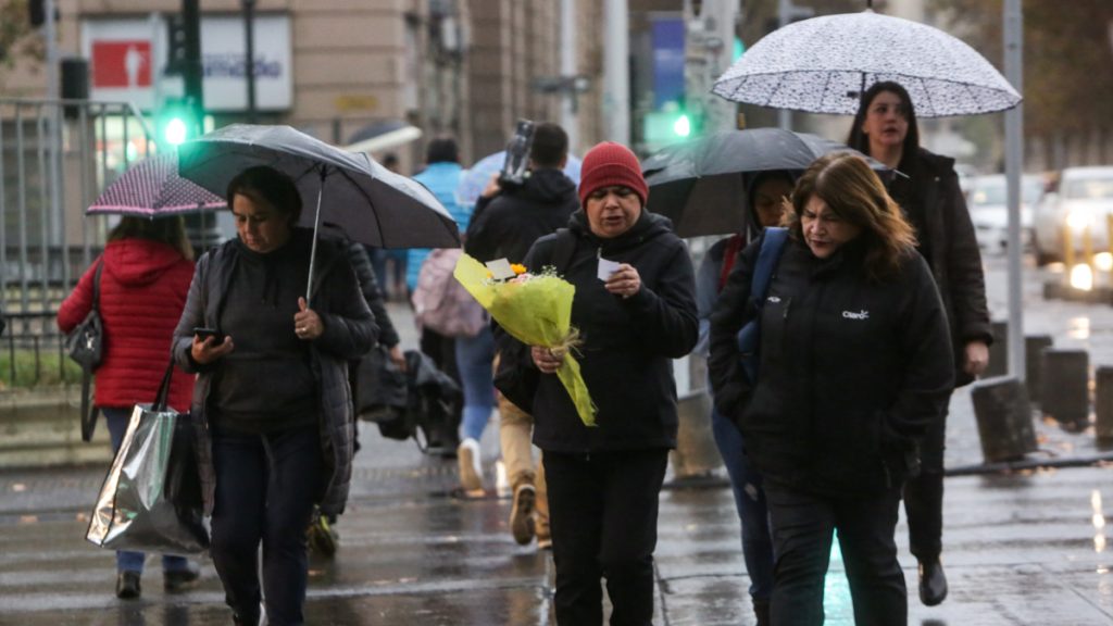 Lluvia En Santiago