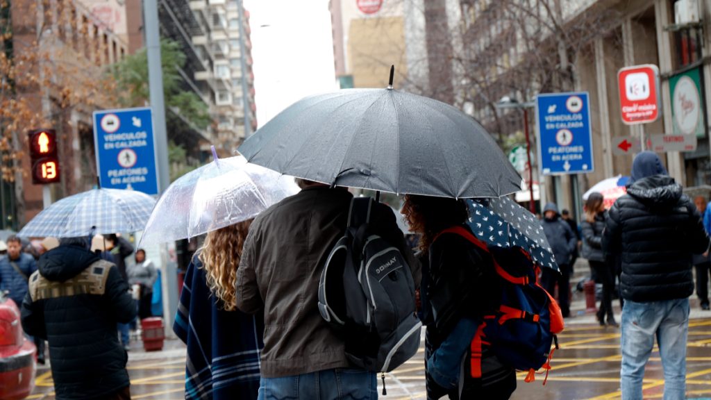 Lluvia En Santiago