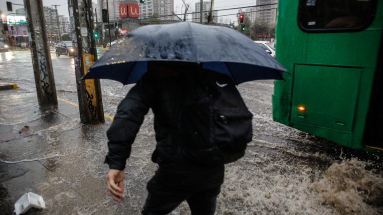 Lluvia En Santiago