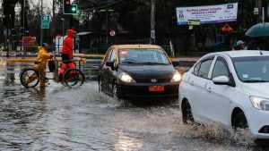 Lluvia En Santiago