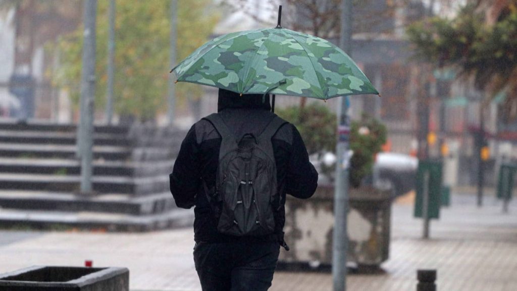 Lluvia En Santiago