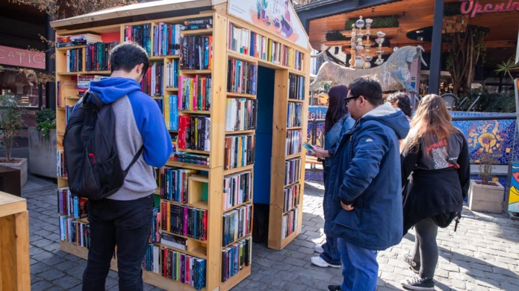 Fonda Literaria En Providencia Il Gatto Nero