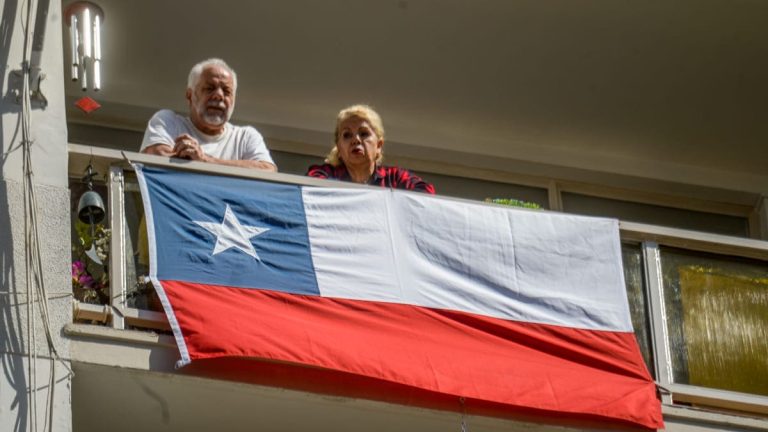 Fiestas Patrias 2023 Multa Bandera Nacional