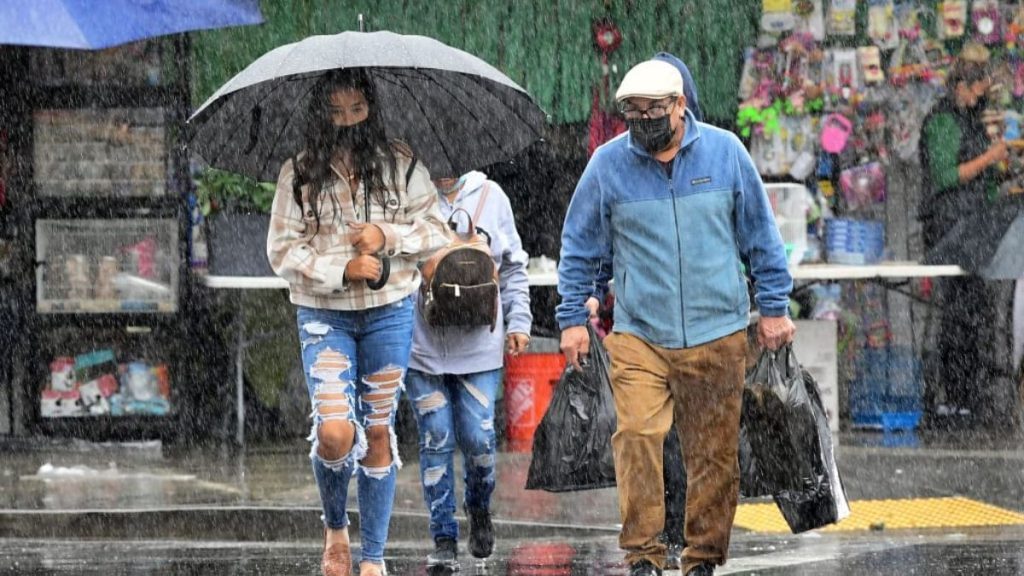 Lluvia En Santiago