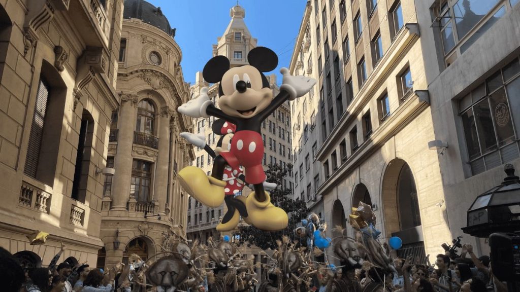 Paris Parade En Chile