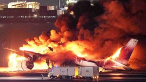 Aterradoras Imágenes_ Revelan Registros De Incendio En Aeropuerto De Japón