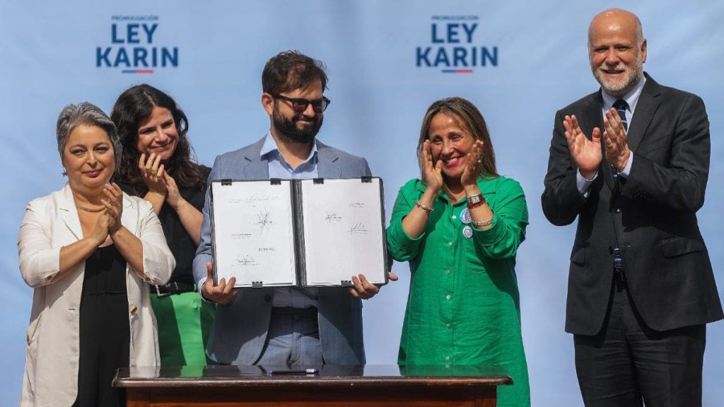 Gobierno Promulga Ley Karin