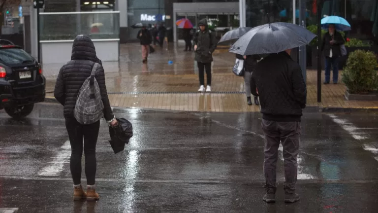 Lluvia En Santiago