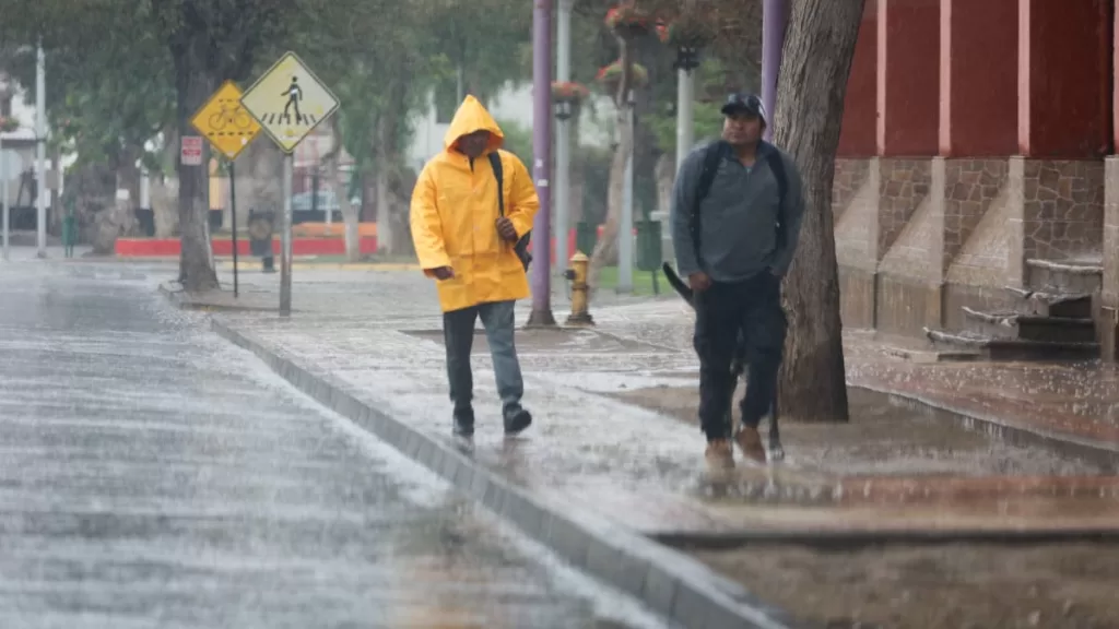 Lluvia En Santiago