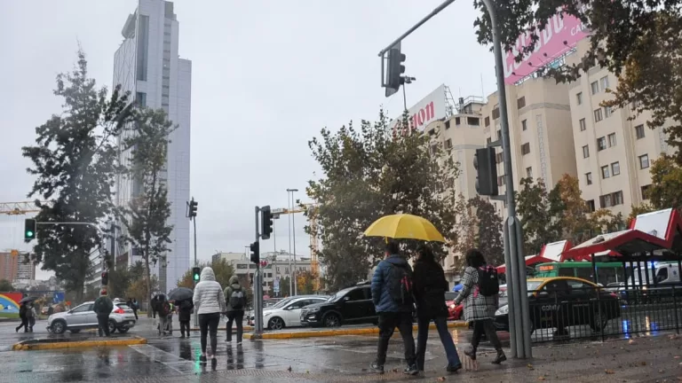 Lluvia En Santiago