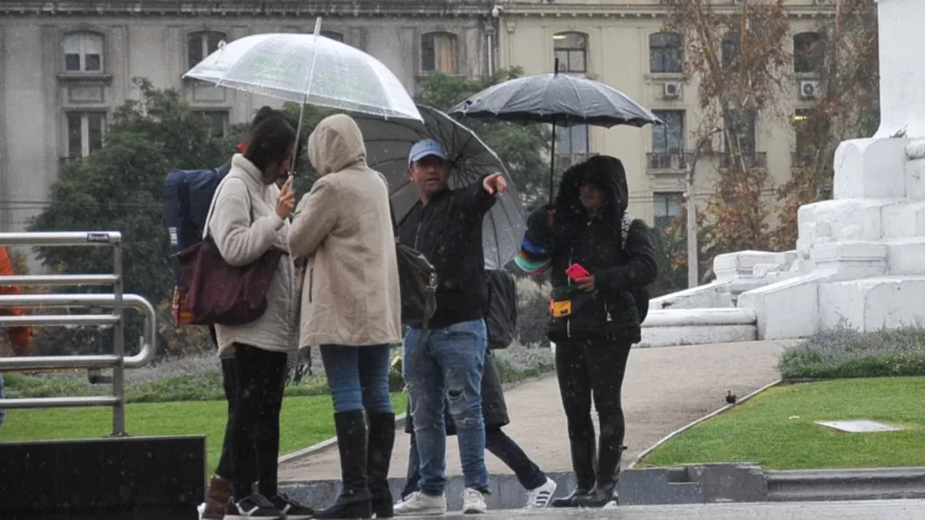 Lluvia En Santiago