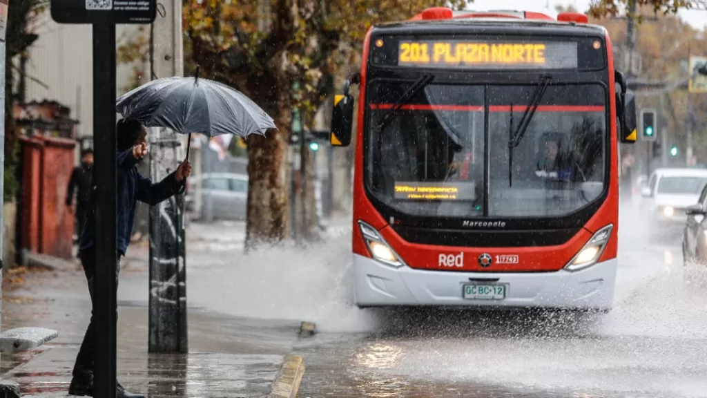 Lluvia En Santiago