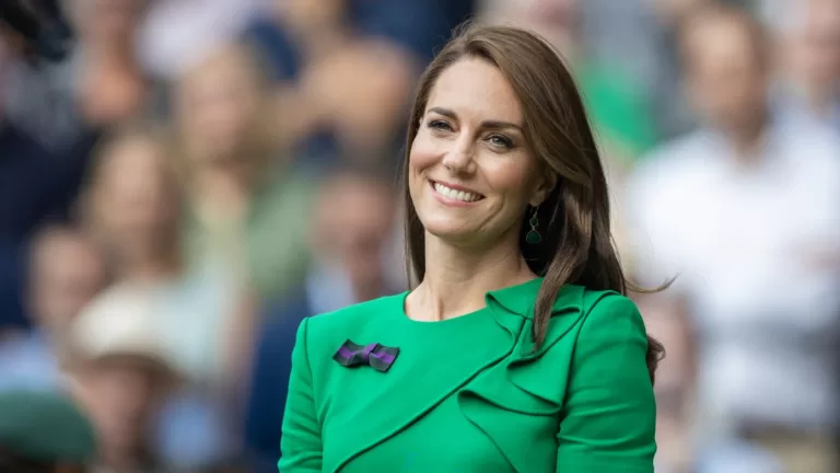 Padres De Kate Middleton Asisten A Wimbledon En Medio De Incertidumbre Sobre Tradicional Participación De La Princesa De Gales