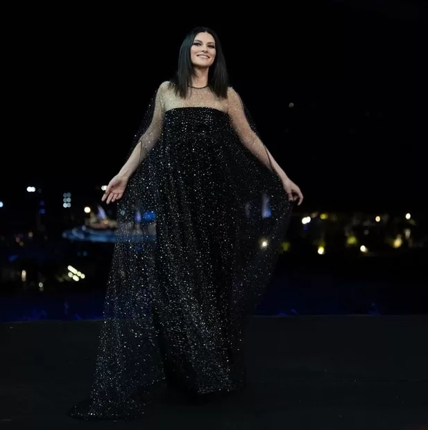 Laura Pausini Y Andrea Bocelli