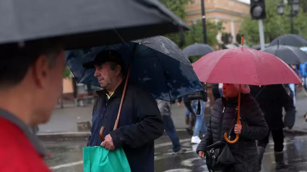 Lluvia En Santiago 18 De Septiembre 2024