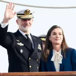 Reyes De España Se Despiden De Princesa Leonor