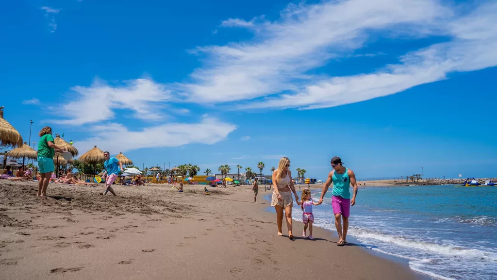 Familia En Playa El Laucho